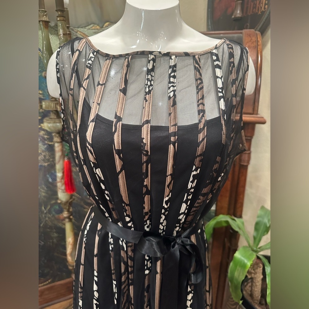 Dressbarn Collection Fit & Flare Midi Black Tan Mesh Overlay Ribbon Tie Waist - Picture 4 of 10